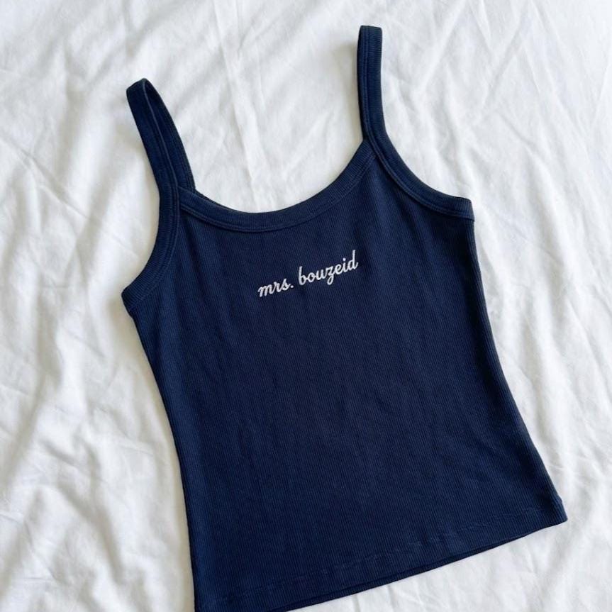 Embroidered Bride Lounge Set – Personalized “Mrs” Pajamas, Wedding Morning Outfit